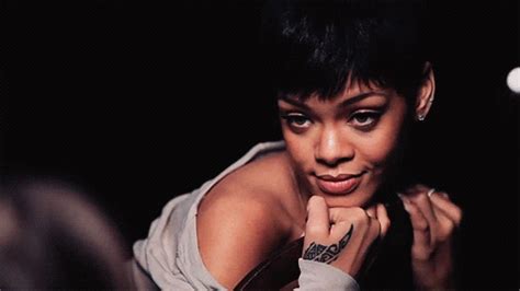 This Flashback Pic Of Elementary School Rihanna Is Better Than Any