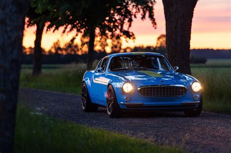 volvo p cyan  picture