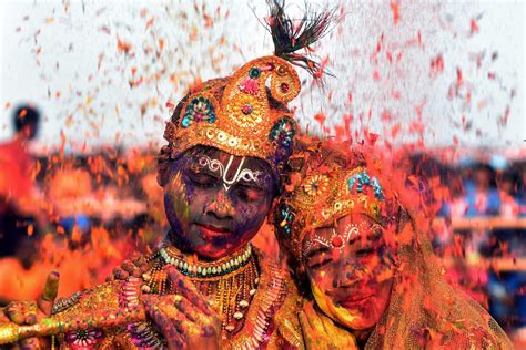 incredible   holi festival celebrations london evening standard