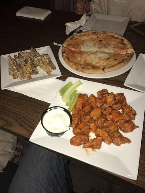 pasquales pizzeria  family restaurant  reviews chicken wings   main st eynon