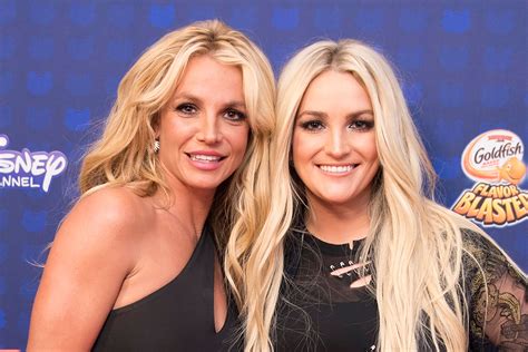 britney spears s sister defends her privacy amid ongoing