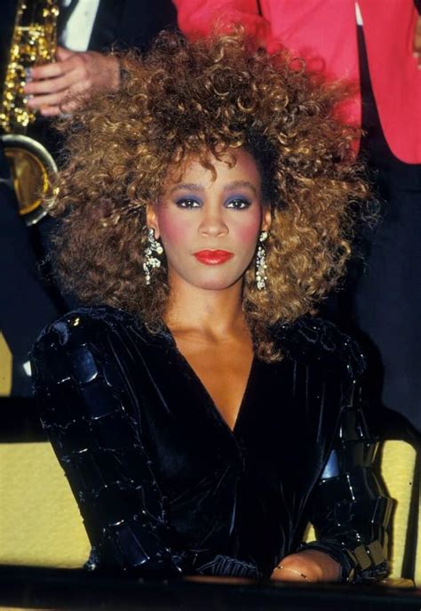 49 Hot Whitney Houston Photos That Make You Want To Jump