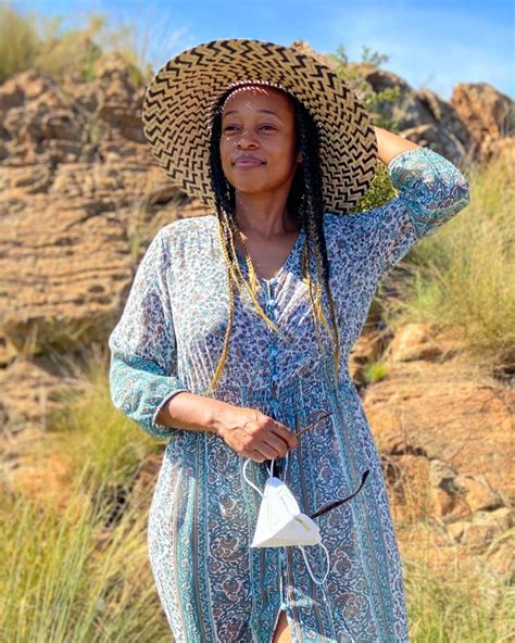 See Mmabatho Montsho The Former Generations Actress And A Girlfriend To
