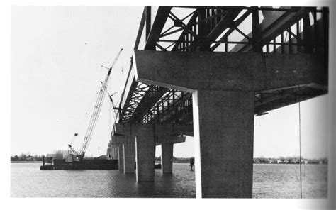 menasha bridge construction