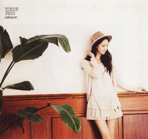 [pictures] 140219 Snsd Yoona Céci Magazine March 2014 Issue Scan