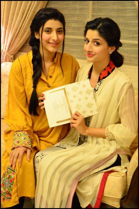 mawra hocane simple pakistani dresses celebrity