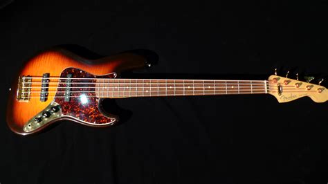 fender  anniversary jazz bass  string flame maple image