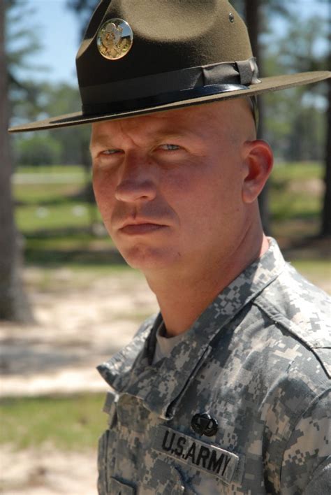 recruiters  drill sergeants article  united states army