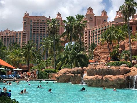 vacationing   atlantis  bahamas living  yellow