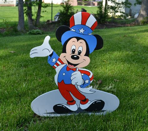 micky mouse  july  independence day party american flag