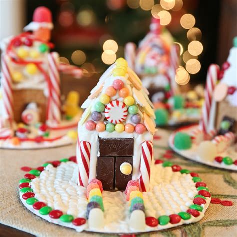 easy graham cracker gingerbread houses   bites