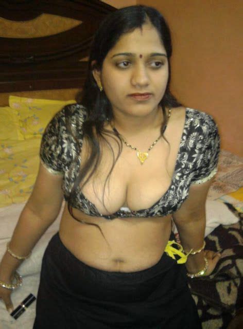the funtoosh page have funbath real life bhabhi cleavage life pinterest real life