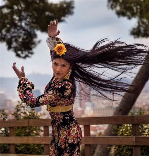 A Photographer Captures Women From Diverse Cultures To Show Us Beauty
