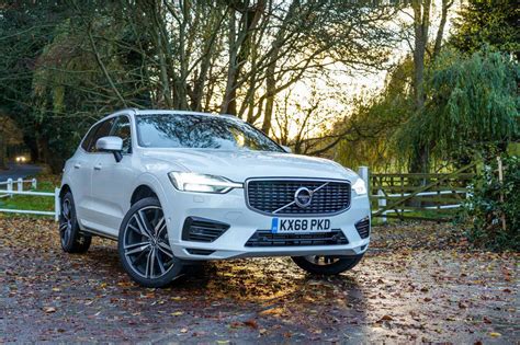 volvo xc  hybrid awd  design pro review