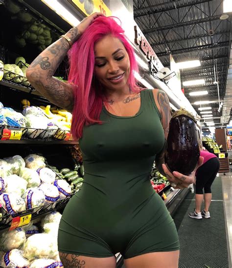 brittanya razavi lucky kings