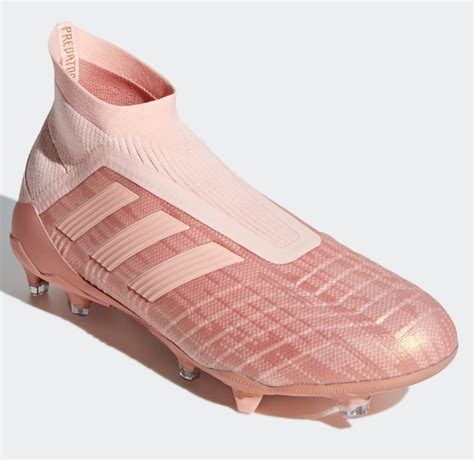 adidas predator  spectral mode pink adidas predator roze predators