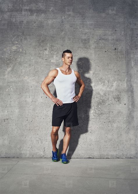 Photos Full Body Fitness Portrait Of Muscular Man 139254