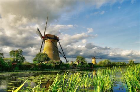 hollands landschap google zoeken polder le moulin national geographic holland lamp post