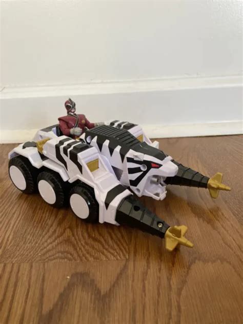 power rangers super samurai tiger tank red ranger bandai action figure