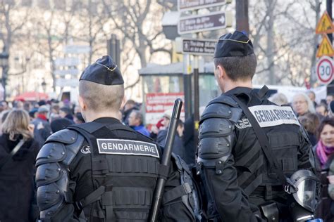 french presidential election remarkable growth in police