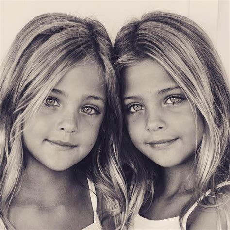 Identical Twins Were Born In 2010 Now They Re Dubbed