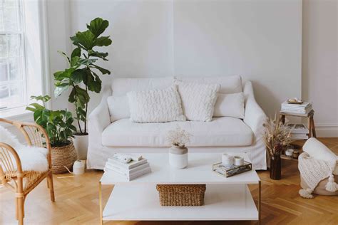 expert tips  styling white rooms
