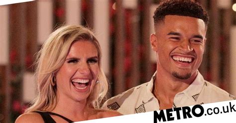 Love Island S Toby Moved In With Chloe After Isolating Apart Was Too