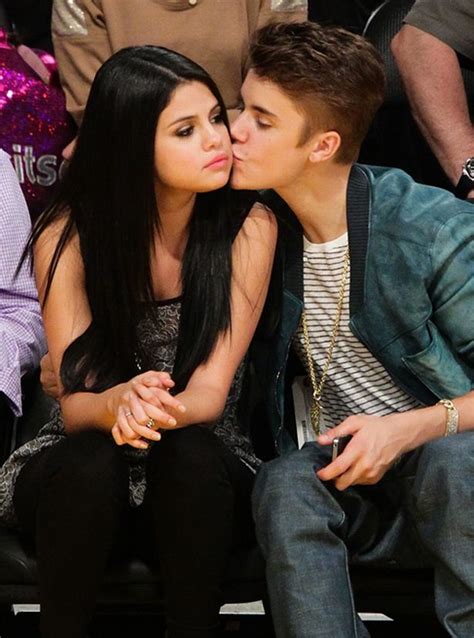 selena gomez and justin bieber romance in real life wallpaper background