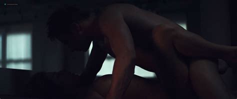 naked adèle exarchopoulos in le fidèle