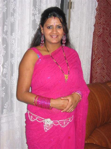 housewife photo spicy desi aunties of real life in saree