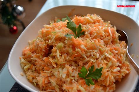 cocina  kuchnia ensalada de repollozanahoria  cebolla