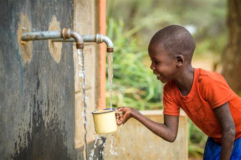 clean water water sanitation  hygiene world vision international