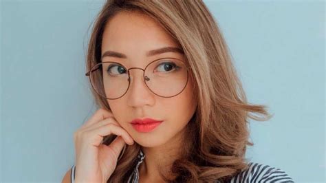 watch kryz uy s makeup tips for girls who wear eyeglasses