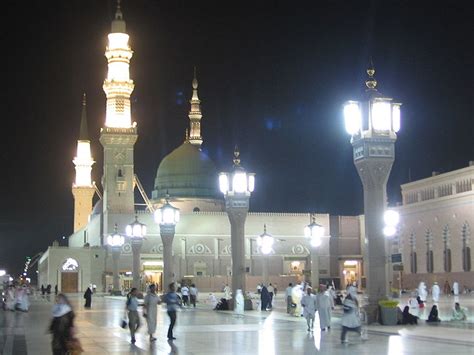Al Masjid Al Nabawi Medina Saudi Arabia Tourist Information