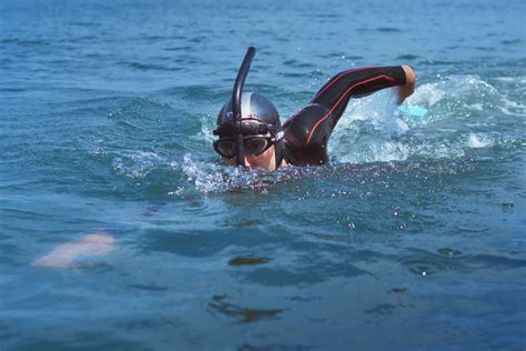 meet  man attempting  swim   pacific ocean   incredible  pipap