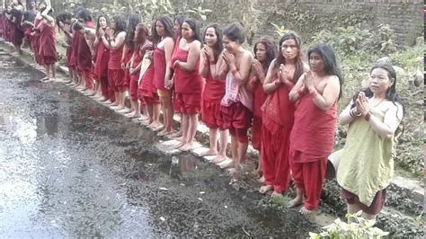 Women Taking Bath At Pharping In Nepal Youtube