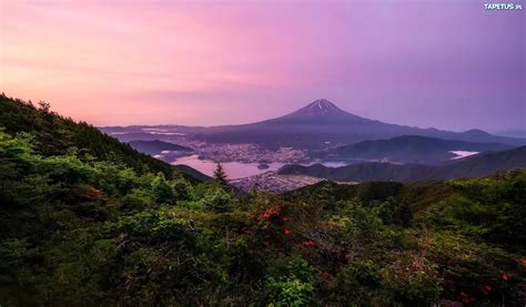 japonia wyspa honsiu gora stratowulkan fudzi zachod slonca roslinnosc