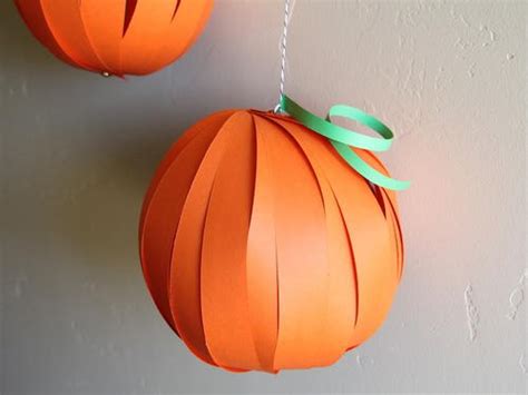 halloween pumpkin diy paper lanterns allfreeholidaycraftscom