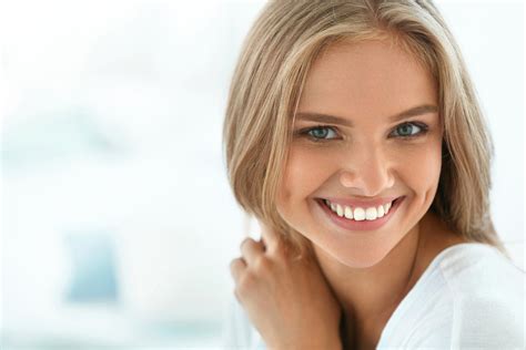 portrait beautiful happy woman with white teeth smiling beauty the