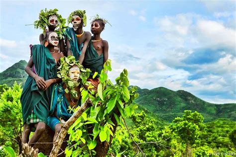 自らも裸族になった？美しすぎるフォトグラファーがアフリカ少数民族を撮る ヨシダナギ 写真展 写真