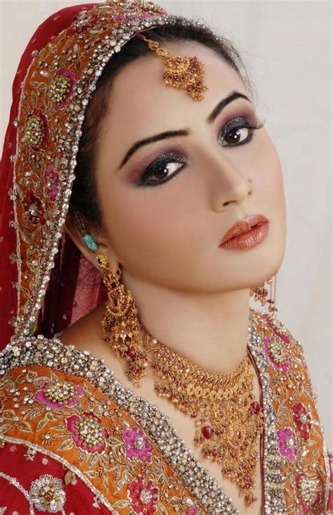 pakistani bridal makeup pictures 2018