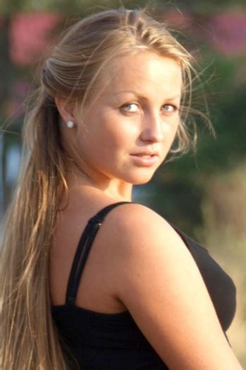 Ukrainian Single Daria Blue Eyes 34 Years Old Id139183