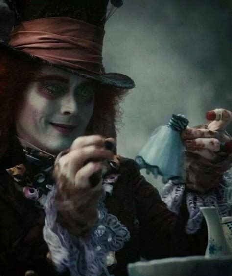 Johnny Depp Mad Hatter Johnny Depp Movies Alice In Wonderland