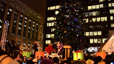 annual christmas tree lighting ceremony  daley plaza youtube