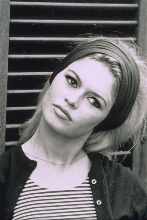 brigitte bardot hair is officially back for 2018 see her iconic looks