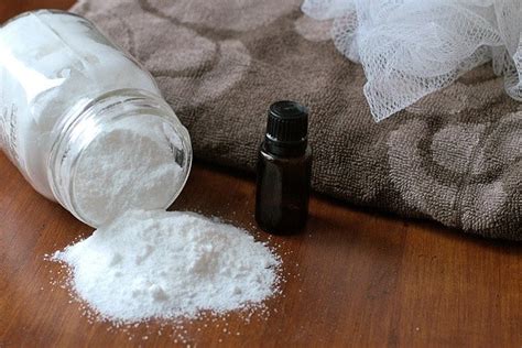 Diy Epsom Salt And Baking Soda Detox Bath With Essential Oils