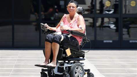 Abby Lee Miller Tans In Wheelchair Amid Cancer Battle