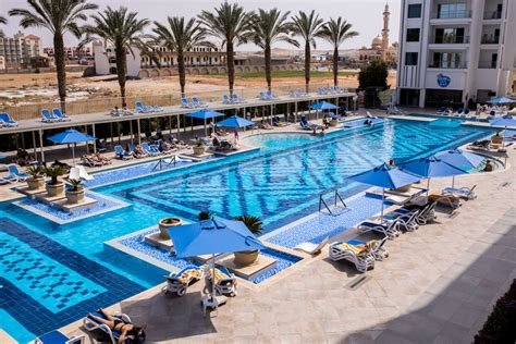 reservez bellagio beach resort spa  hurghada ville chez corendon