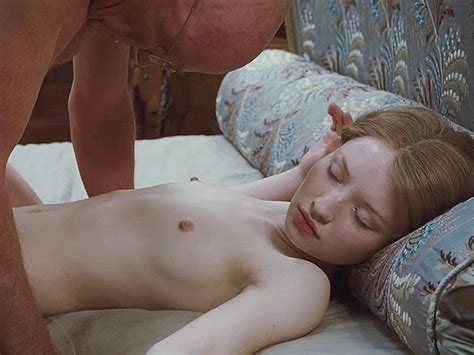 australian film actress and singer emily browning naked video
