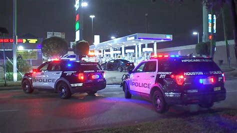 suspected drunk driver runs over hpd officer and car crash suspect on
